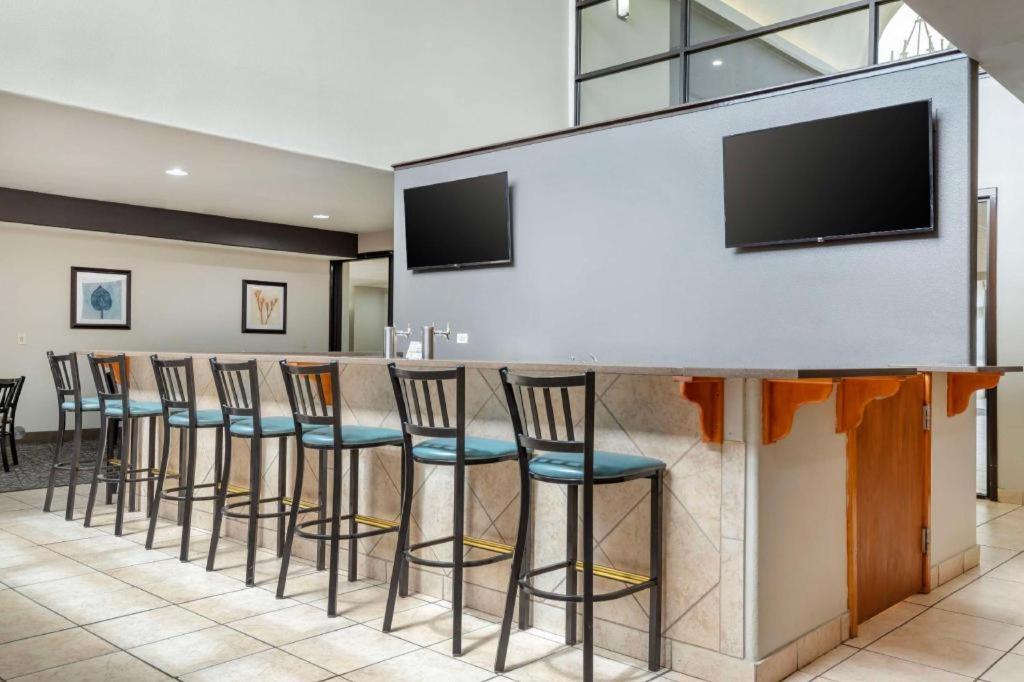 Best Western Northwest Corpus Christi Inn & Suites מראה חיצוני תמונה